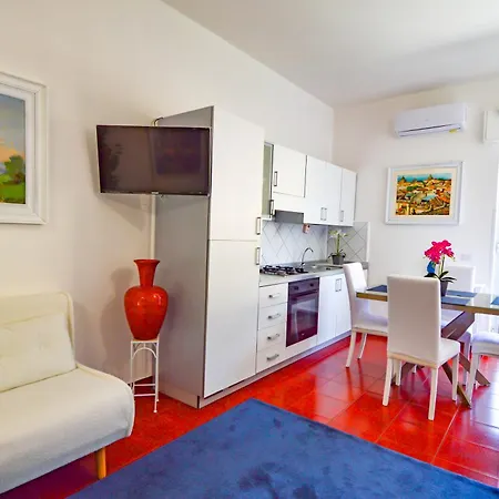 Appartement In Centro 5 Minuti Dal Mare *