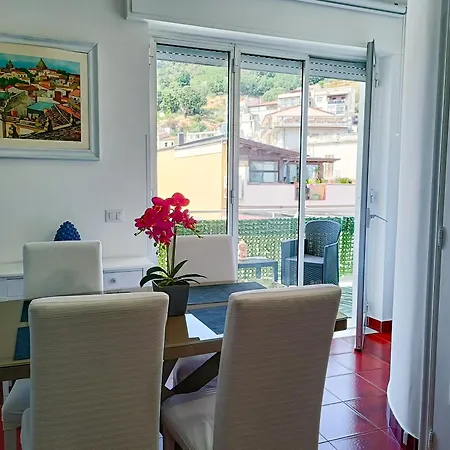 In Centro 5 Minuti Dal Mare Apartment Brolo