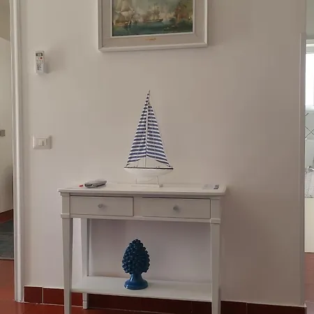 Ekaterina House 2 Minuti Dal Mare Brolo